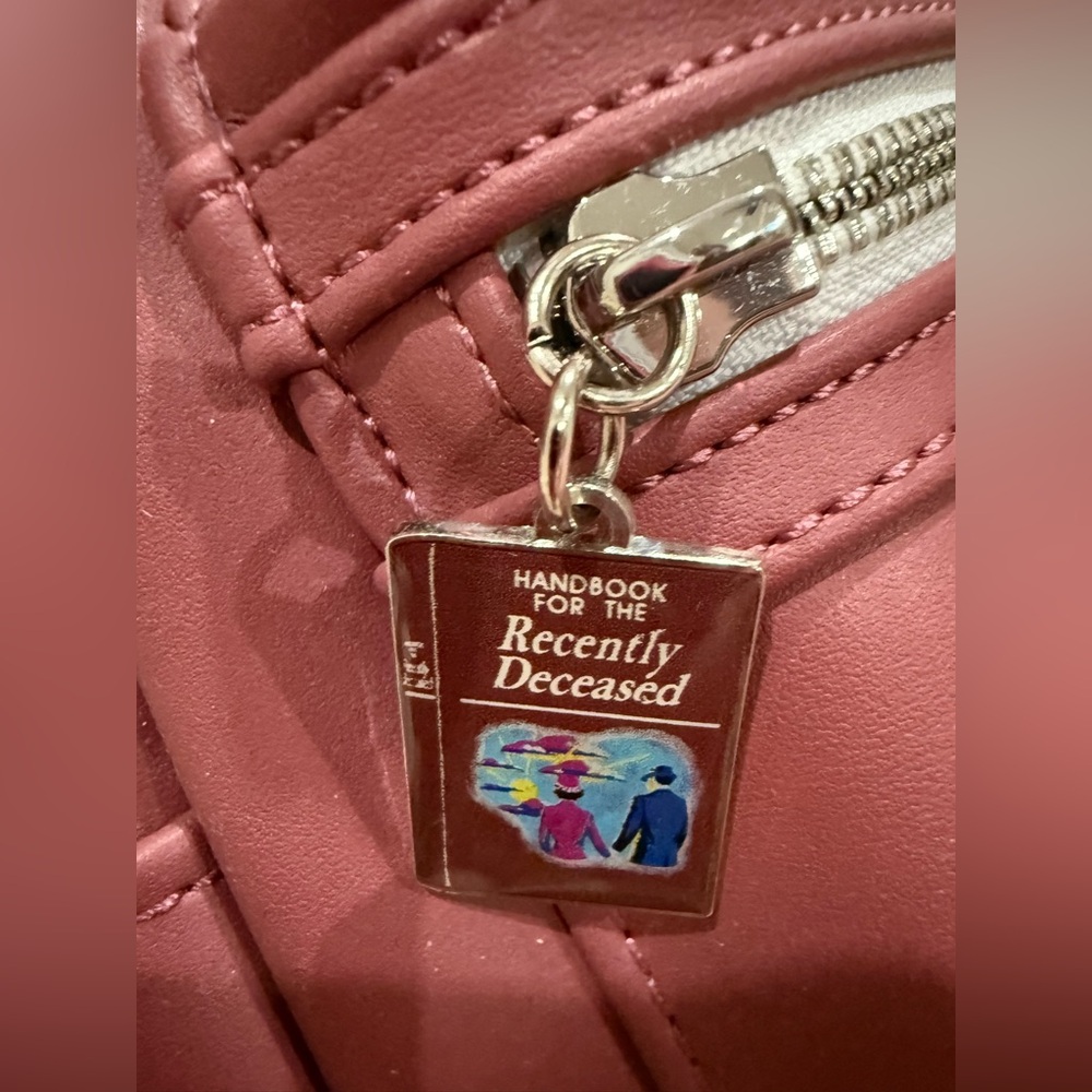 Loungefly handbook for the recently deceased small backpack Beetlejuice - Picture 10 of 11